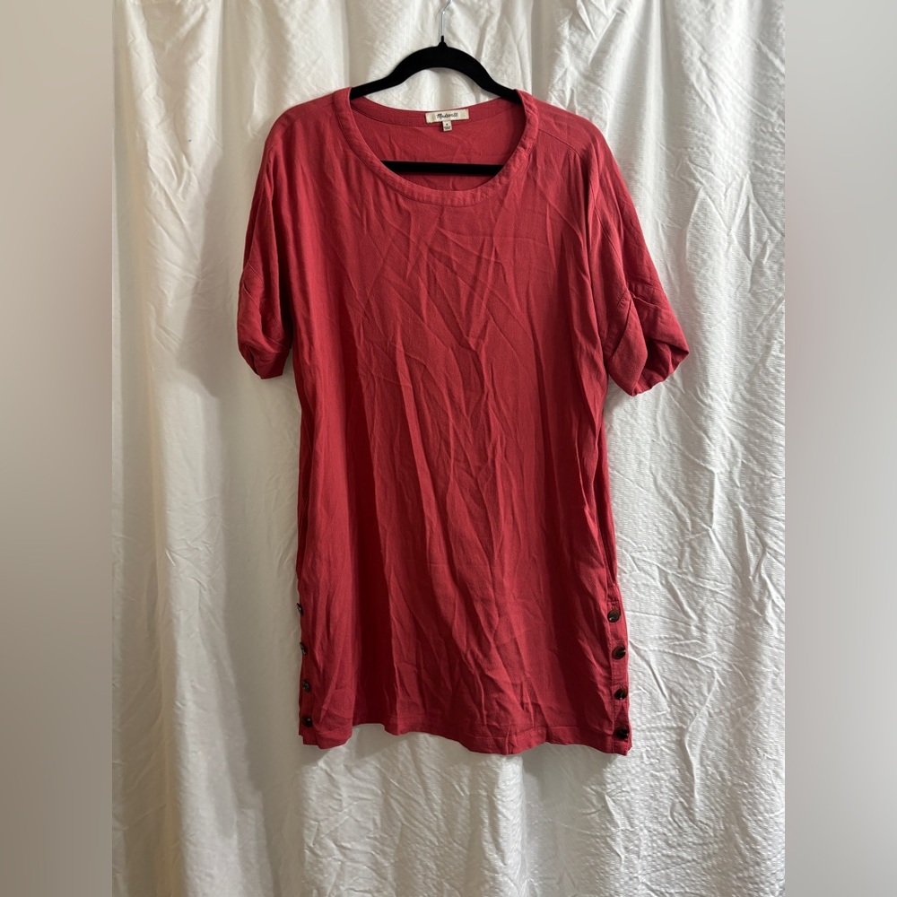 Madewell Coral Journal Side button Dress. Size M.